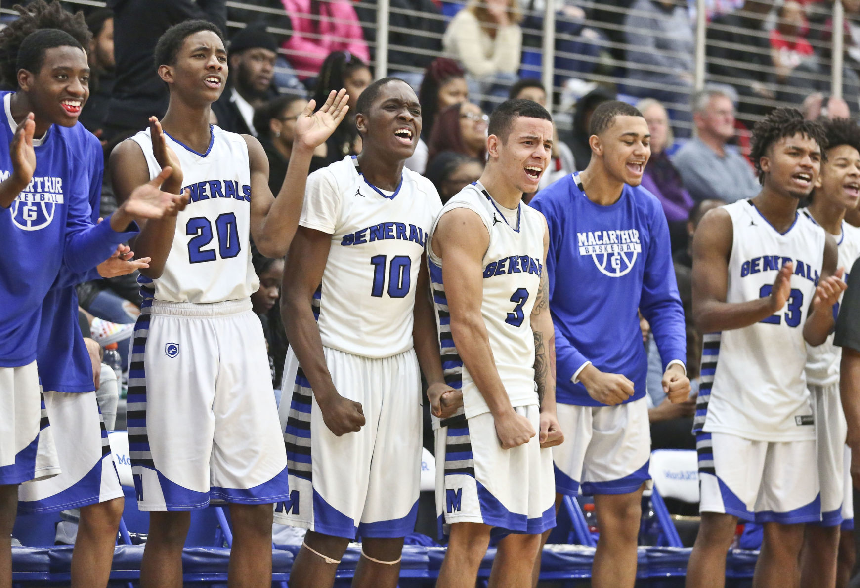Eisenhower at McArthur 60 01.11.19.JPG